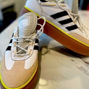 Ivy Park x Wmns Super Sleek 72 'White Gum'